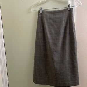 Classic skirt for interview or work, size 0 from Banana Republic